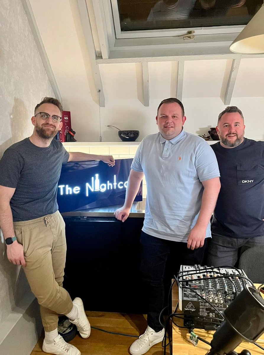 #ICYMI Adam Smith joined <a href="/Paulfosterchef/">Paul Foster</a>  &amp; <a href="/SiAlexander/">Simon Alexander</a> for ep 6 series 5 🥃

🍴Dive into the delights of Woven
🏰 Insider stories from The Ritz
🇫🇷 Explore the art of French cooking
👶 Get your kids to eat healthy food

Perfectly paired with <a href="/RidgeviewWineUK/">Ridgeview Wine</a> 2018 Blanc de Blancs