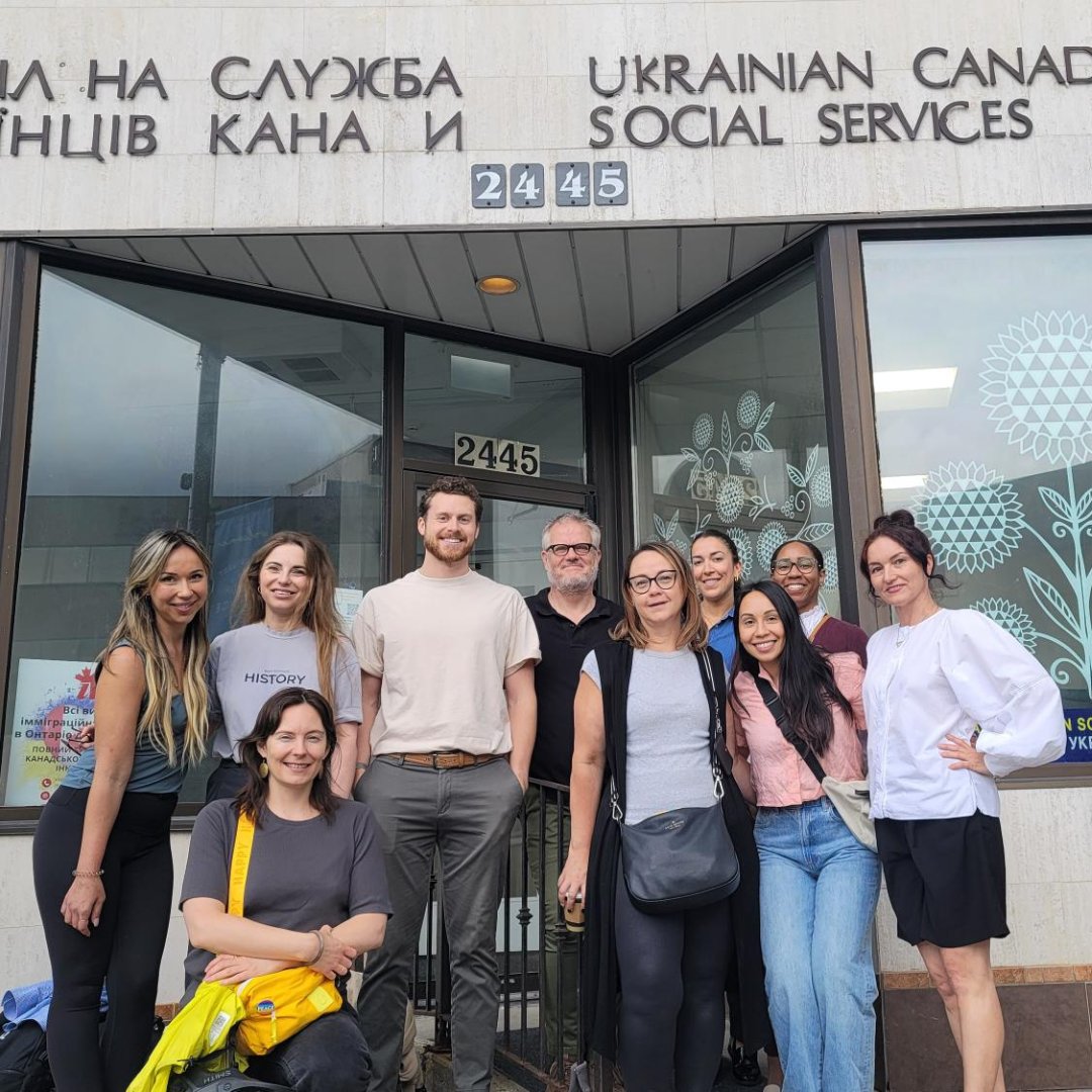 nychonline's tweet photo. Many thanks to the #volunteers from @KensingtonTours for joining our Conversation Circle at Ukrainian Canadian Social Services Toronto as part of @uwgreaterto #DaysofCaring. Participants enjoyed sharing stories & getting to know you. Thanks for your support! 🙌🏽 https://t.co/cVIJ7ENy3s