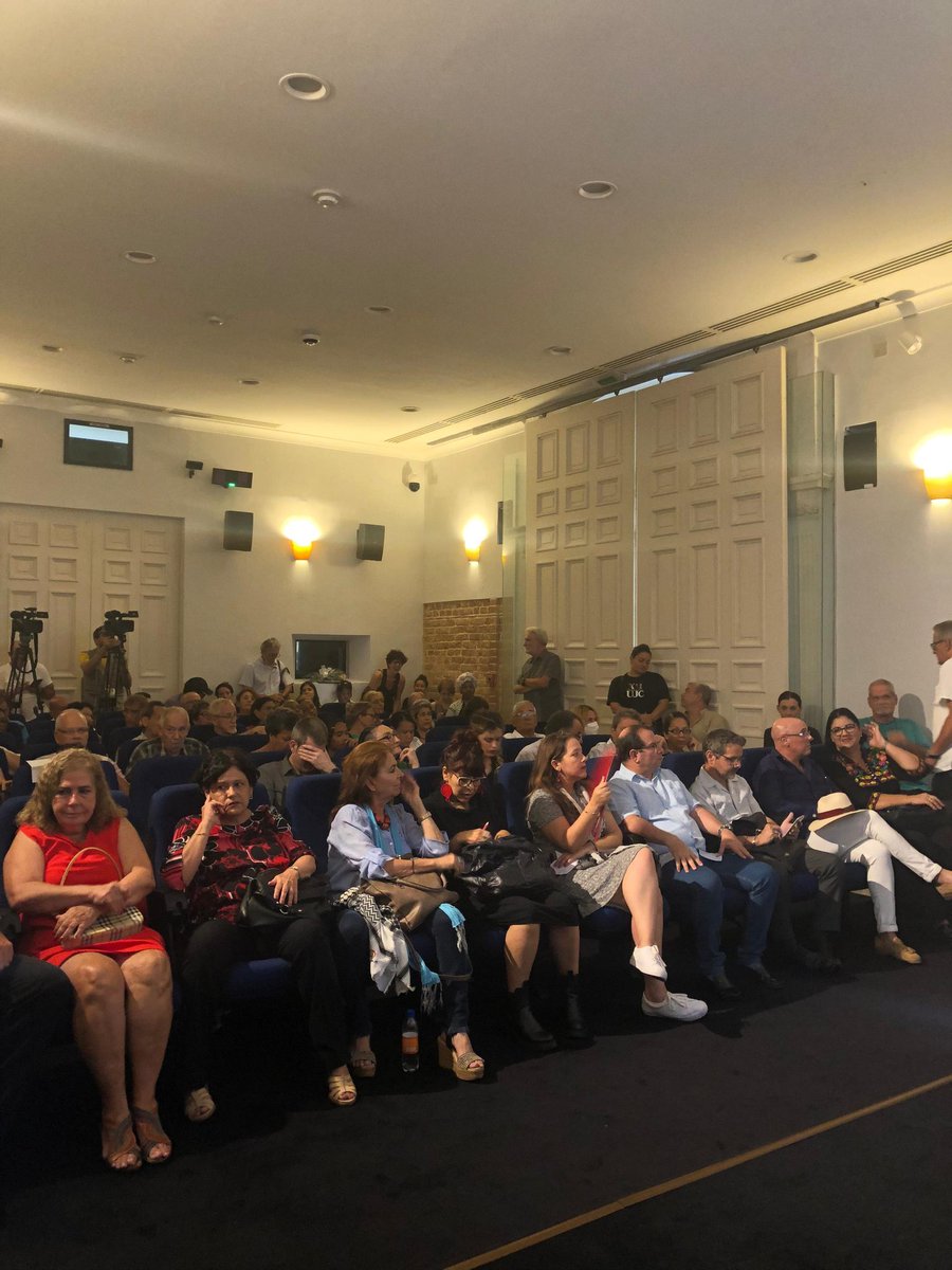 siempreconcuba's tweet photo. Presentación del documental “Culpables: Un Histórico Tribunal Contra el Bloqueo”, por @Yairavelo de Resumen Latinoamericano, en el @centrofidel
#UnblockCuba
#UnblockUS https://t.co/LlUXym1HKe