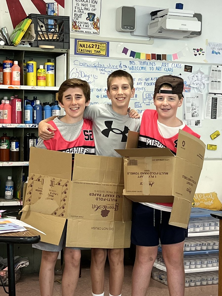 7th grade is helping me boxing up the school year ! <a href="/NAMiddle/">NAMS</a>