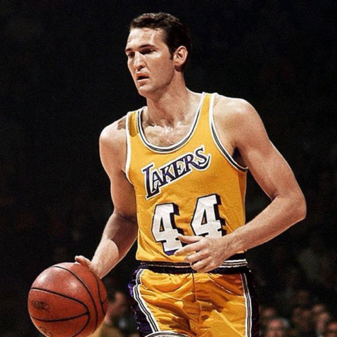 🚨 The basketball world mourns the loss of Jerry West, Mr. Clutch, who passed away at 86. His legacy as a player and executive, including his role in bringing Kobe Bryant to the Lakers, leaves an indelible mark on the sport. 

Tributes pour in, celebrating his immense