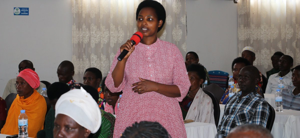 ncpdrwanda's tweet image. On the 2nd site  more than 100  members of cooperatives initiated by Persons with Disabilities @RwamaganaDistr , @KayonzaDistrict &amp;amp; @NgomaDistrict  Districts are trained on Saving, Lending Intern Community (SILC) by @CrsRwanda staff  and on Rights of Persons with Disabilities