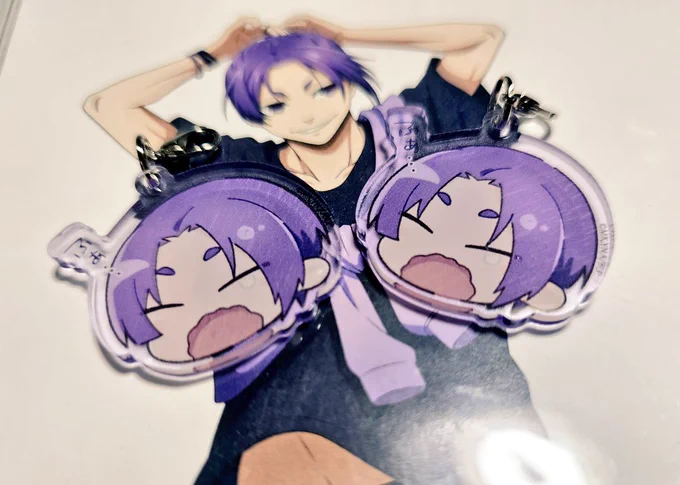 きたくー!昨日買ったチャーム開けてなかったから開けたらあくびroくんが2つだった!でもあくびしてるお顔可愛いから愛しい 