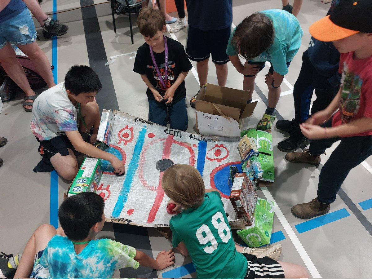 jessica_maker's tweet photo. What an amazing day at the @brilliant_labs #innovationfair2024 showcasing our cardboard arcades! We got to see so many other amazing projects and participate in such an energizing and inspiring event!
#create #cardboardarcade #innovate #steam https://t.co/CWNUuo50cv