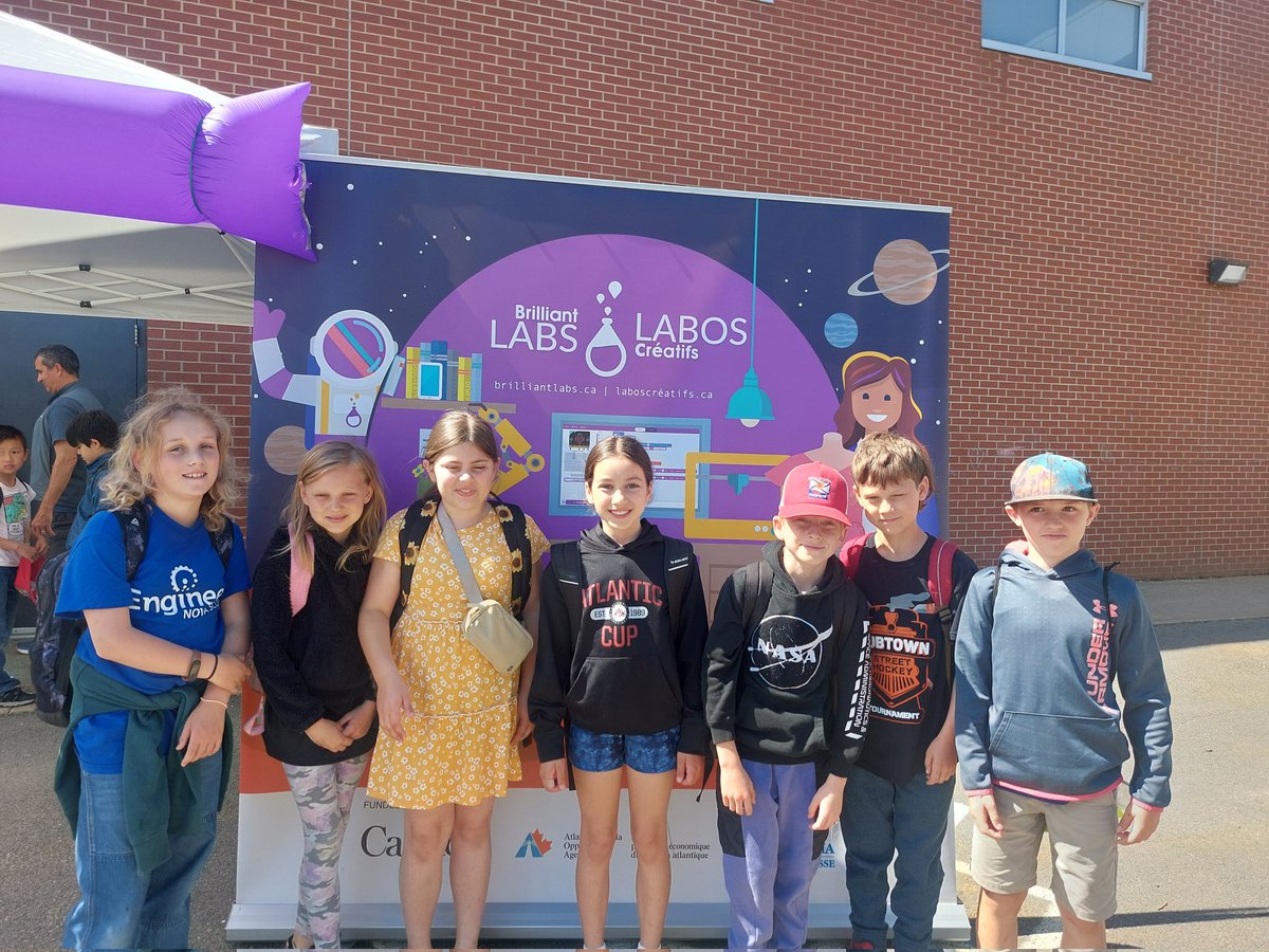 jessica_maker's tweet photo. What an amazing day at the @brilliant_labs #innovationfair2024 showcasing our cardboard arcades! We got to see so many other amazing projects and participate in such an energizing and inspiring event!
#create #cardboardarcade #innovate #steam https://t.co/CWNUuo50cv