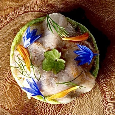 JCCapel's tweet photo. Cinco restaurantes de la Comunidad de Madrid para disfrutar de la mejor cocina. Por @juliaplozano https://t.co/HzMenSvyK1 https://t.co/OV9GNJf1No