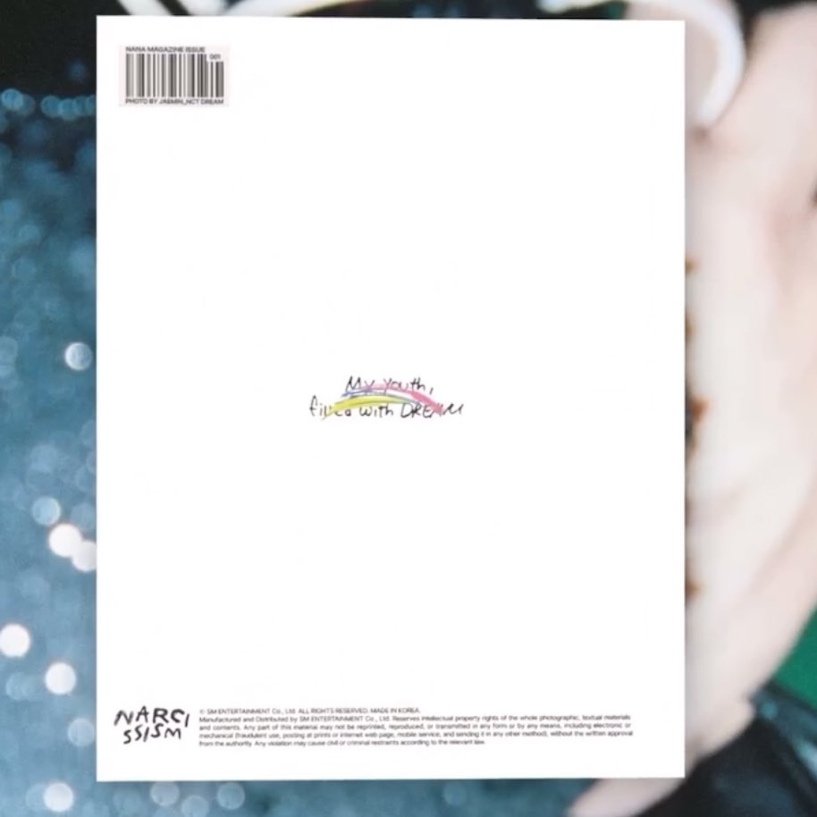bhoneyjam's tweet photo. พึ่งสังเกตว่าหลังฟตบ.แจมินเขียนว่า ‘My youth,
filled with DREAM’ แปลออกมาได้ว่า ‘วัยเยาว์ของฉันเต็มไปด้วยดรีม(ความฝัน)’ เล่นคำว่า dream ได้ดีมากเลยอะ ศิลปินนาแจมินเก่งมากมาก🥺🥺 https://t.co/lWcVafEo5c