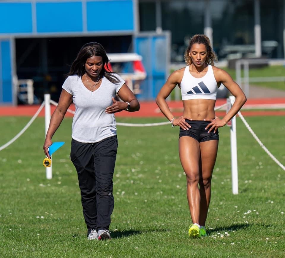 We are conducting a small-scale research project that aims to answer this question: How does coaches’ wellbeing affect job satisfaction &amp; effectiveness?: The mediating role of quality coach-athlete relationships.

Coaches, please help us collect data ⬇️
app.onlinesurveys.jisc.ac.uk/s/lboro/coachw…