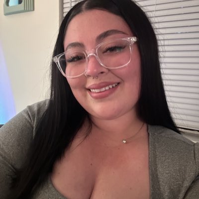 honeyxpott's tweet photo. #NewProfilePic https://t.co/DH9Su3ZwI9