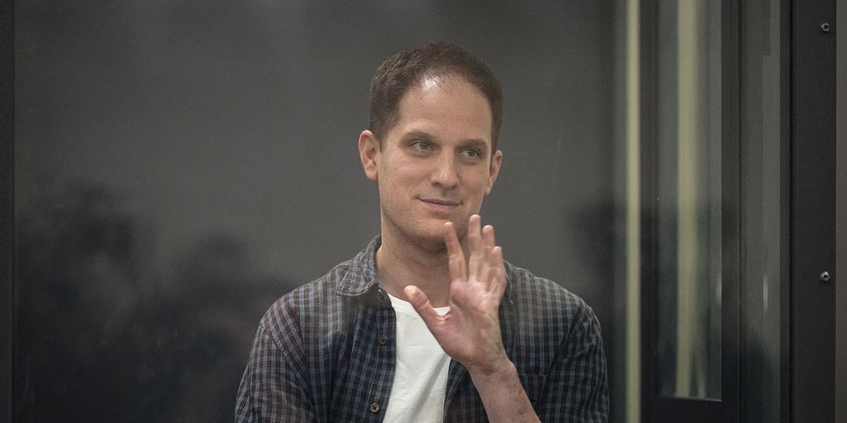 kate_linebaugh's tweet image. 63 weeks. #FreeEvan #IStandWithEvan