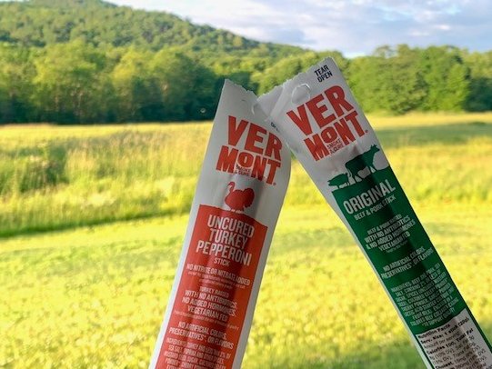 Join us in raising a #meatstick to toast #NationalJerkyDay 🍻because they have
✅Softer texture
✅Individually wrapped for on-the-go adventures
✅Wider variety of flavors
✅Less sodium
Our meat sticks come in a variety of mouthwatering flavors and proteins to please every palate