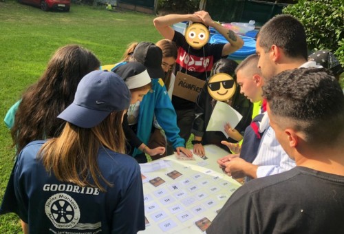 CandadoRojo's tweet photo. Varios profes han comprado estos díasla #EscapeRoom pirata "El Tesoro de Drake" como actividad para despedir el curso:
👉 https://t.co/YiczHq28Tq
1) Imprimen una copia por grupo
2) Preparan una hora de pruebas inolvidable

Gracias y a disfrutalo!
#BreakOutEdu #findecurso https://t.co/EcKANPdIqm