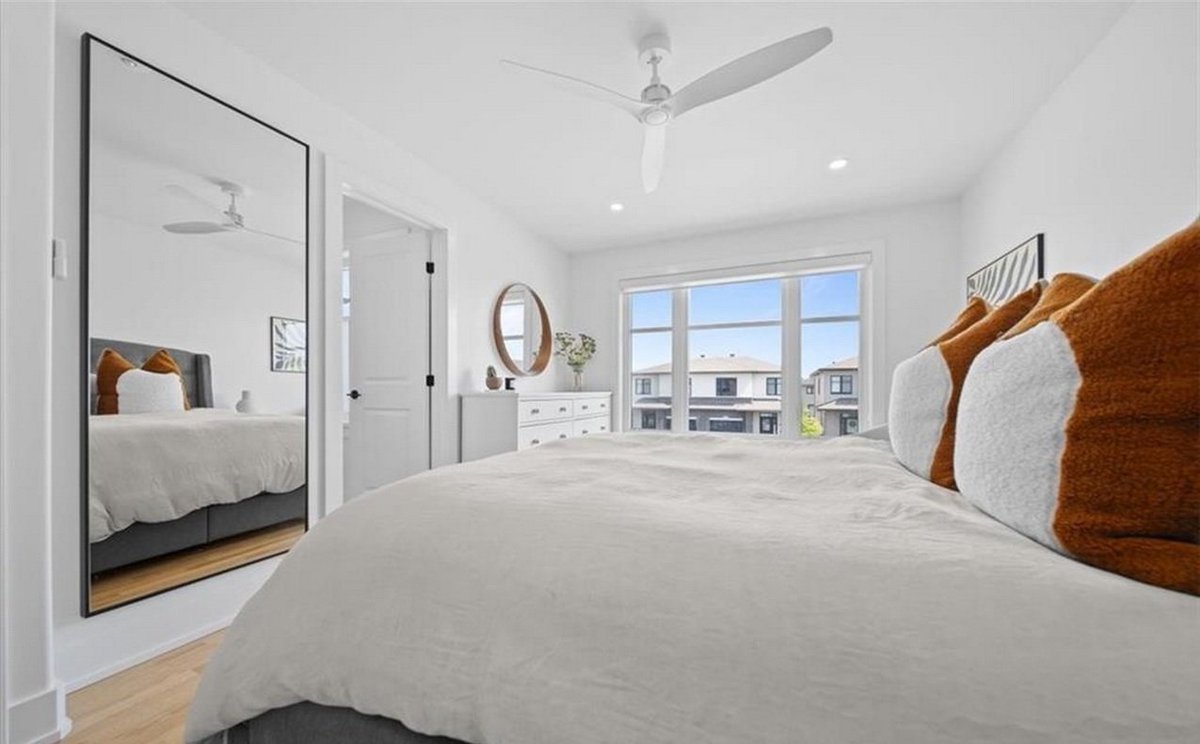 In the spotlight:
Builder development: Shea Village
Type of homes: Towns, two-storey singles, bungalows
Builders: Patten Homes &amp; <a href="/ValecraftHomes/">Valecraft Homes</a>
Community: Stittsville
More info: bit.ly/3MMrN5s
.
85+ other #Ottawa area projects: bit.ly/ATHdevelopments
#newhomes