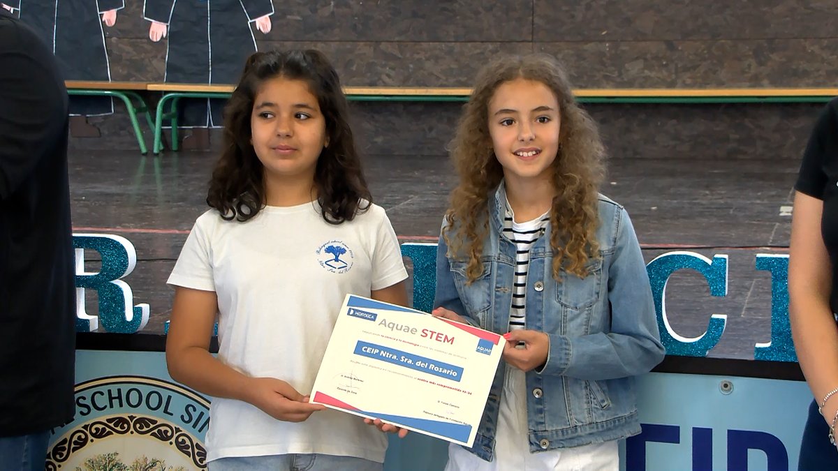tuweb_tv's tweet photo. 🔵🟠🖨 El colegio Nuestra Señora del Rosario de Torre Pacheco ha sido uno de los centros premiados en el concurso nacional Aquae Stem que tiene como objetivo fomentar la vocación científica en las alumnas

22.00 🕙 #ActualidadInformativo https://t.co/8Gt4gnAAr2
