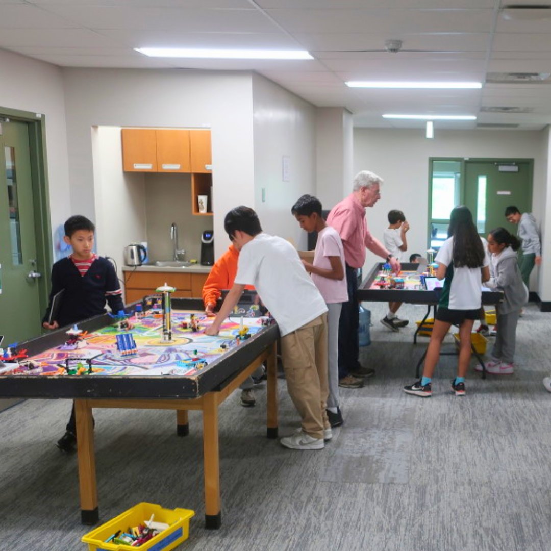 bayviewglen's tweet photo. This weekend marked a successful end-of-year tournament for the Spring FLL, capping off Bayview Glen's most successful Innovation and Robotics FLL year yet! 
#BVG2024 #BVGLeadingEdge #BVGPrep #BVGLower #BVGPrepSchool #BVGLowerSchool https://t.co/jIRE1lNr4E https://t.co/irLYy9SX1b