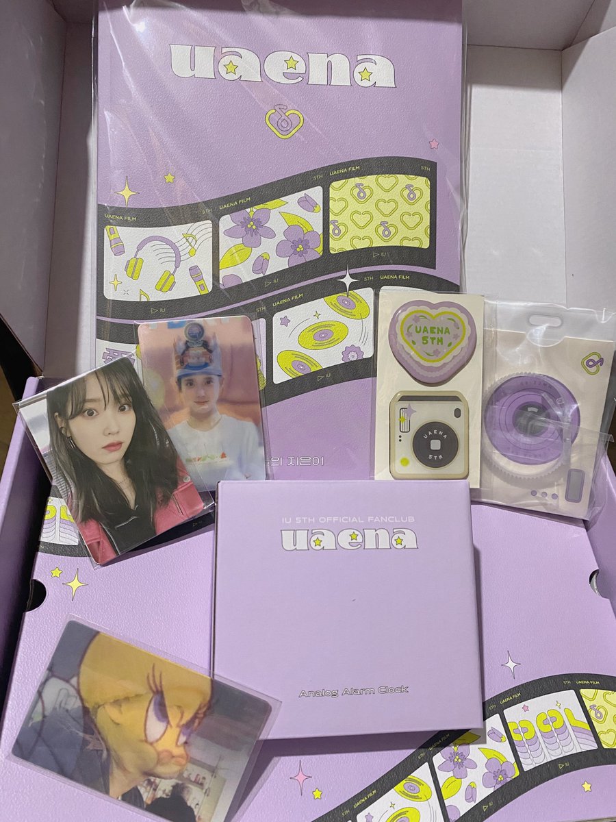 dlwlrzai's tweet photo. tysm po ulit dito @polalovesiu888 now ko lang napicturan uulitin ko uli yung mas maayos hihi 🫶🏻 will forever treasure all of this!! 🩷🩷

@_IUofficial even though di ako nakapunta sa concert mo here, blessed ako to have this kasi parang sign na love mo parin ako hshshs https://t.co/c26DCAGKeG