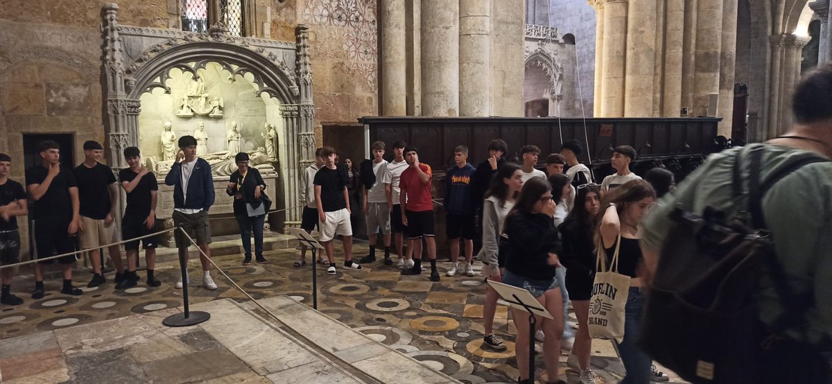 Colegio Amor de Dios tweet media