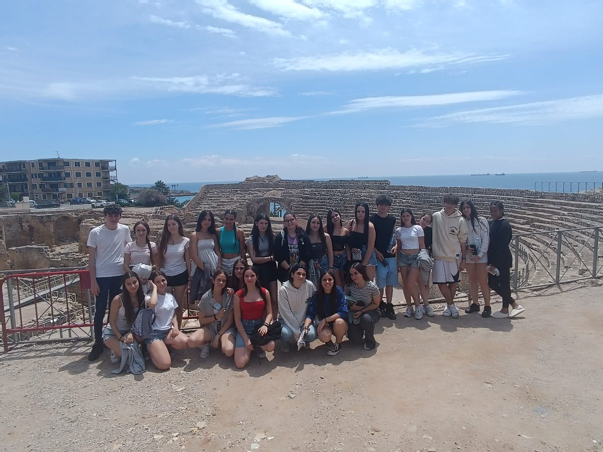 Colegio Amor de Dios tweet media