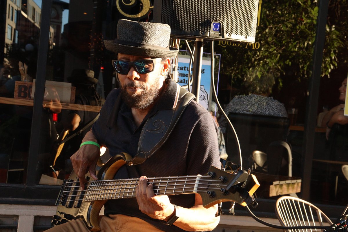 cweuclidsouth's tweet photo. Join us at the corners of Laclede and Euclid, where we will be bringing live music to the streets of the Central West End every Wednesday and Friday night from 6:00 PM to 9:00 PM.

Sip, shop, and stroll the neighborhood, all while enjoying the sounds of local, live musicians. https://t.co/dmQNXWn11E