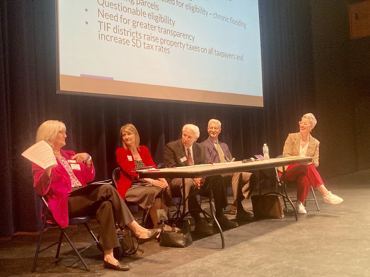 MKPrusnick's tweet photo. A great morning at @EdRedNews Lake ROE Mini Summit. Thank you to this awesome panel helping to understand the TIF process and how Districts can advocate for themselves and their communities #EDREDLearns https://t.co/VdspcdlL6d