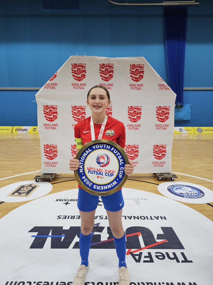 salafutsalclub's tweet photo. Academy Signing.... A big
congratulations to Sala u14s player and Youth Cup winning captain Emily for being offered a contract with Manchester United Women Academy for the 2024/25 Season. An amazing achievement 👏👏#Futsal https://t.co/vo26Salwsl