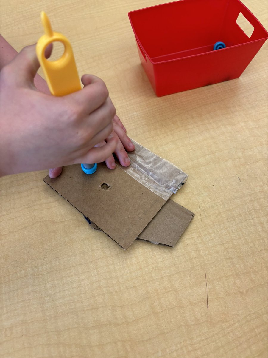 Wilshire Library Learning Commons tweet media