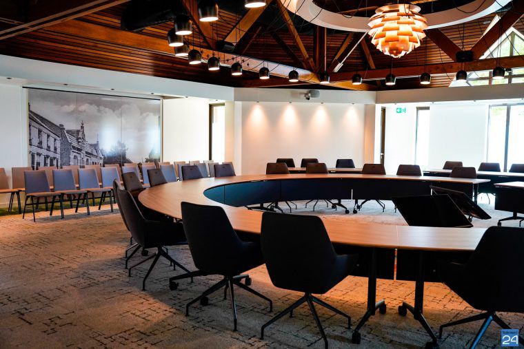 Raadslid Hans van Lierop wordt opgevolgd door Roeland Schelfhout nederweert24.nl/2024/06/12/raa…