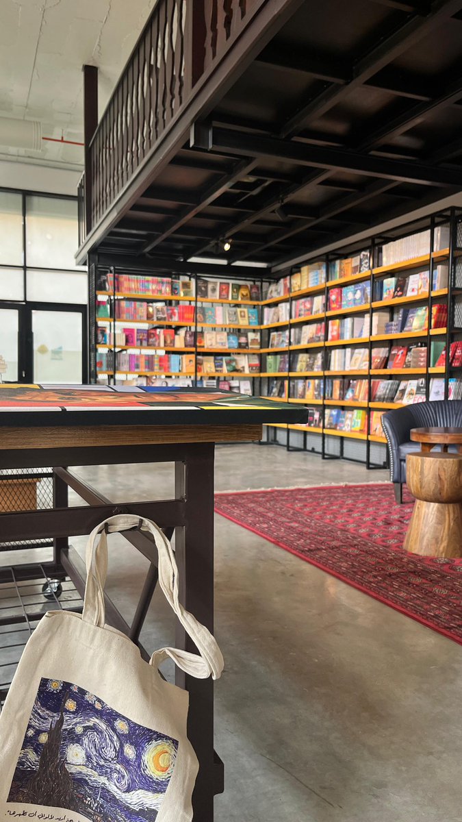 Bookclub_Riyadh's tweet photo. جيناكم أهل القصيم📚😍 https://t.co/4WnvREqUsv