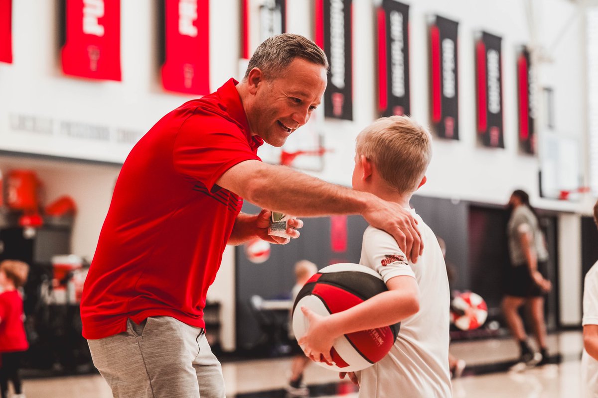 TexasTechMBB's tweet image. GIVE 💯

#TTW | @CoachGrantMac
