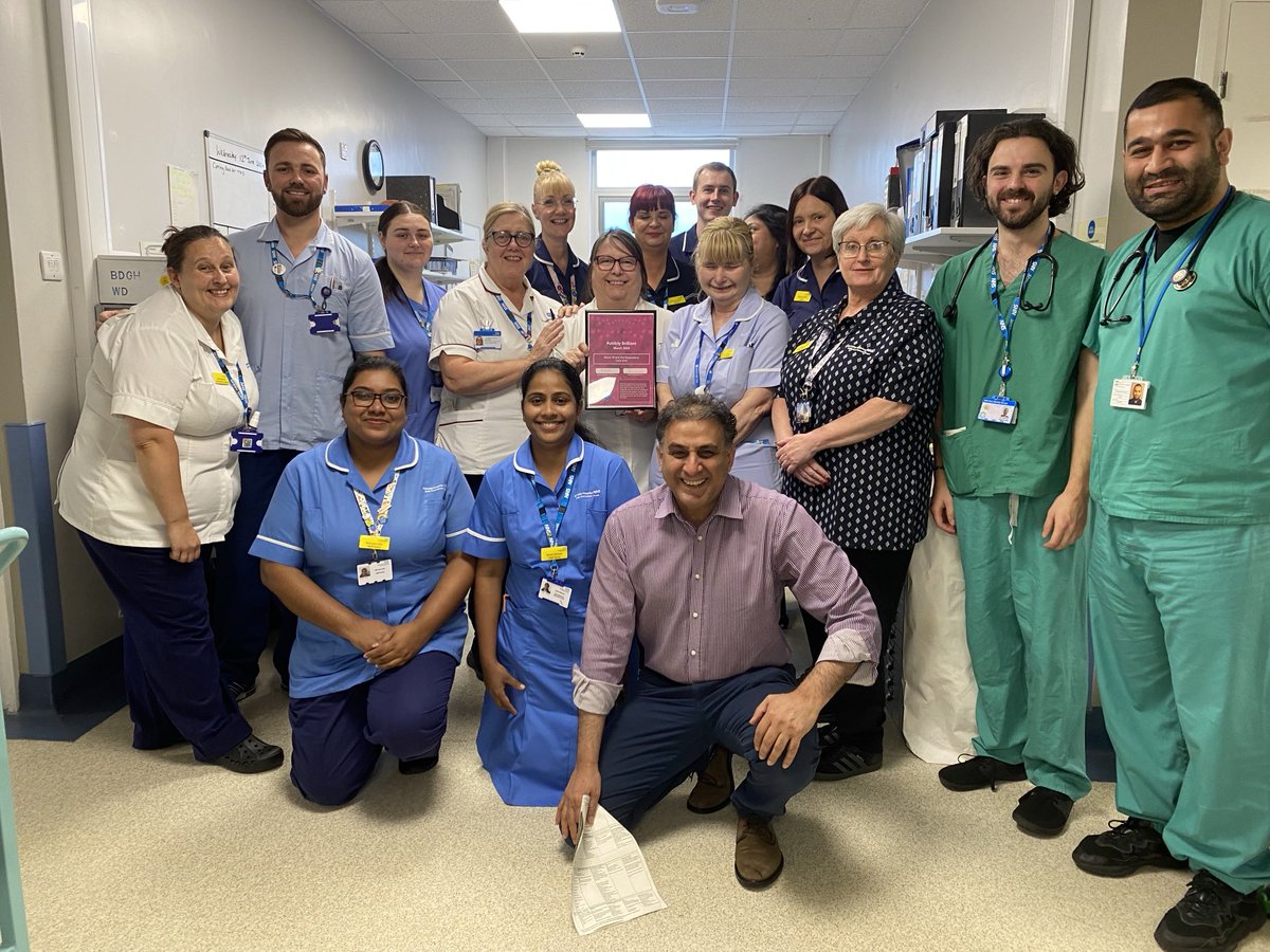 Well done RCU and Respiratory Ward - public brilliant award 💙💙💙