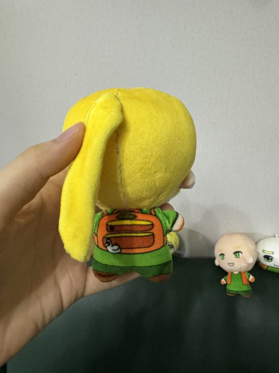 JuliaCaulflower's tweet photo. Behold, i give u, The Swans🦢🦢👏👏👏(a.k.a. the Davis twins) yea i finished Alex too lol😆😆❣️❣️
#hotlinemiami
#hotline_miami
#flannel
#diytoy
#handmade https://t.co/r9J4WKqkrb
