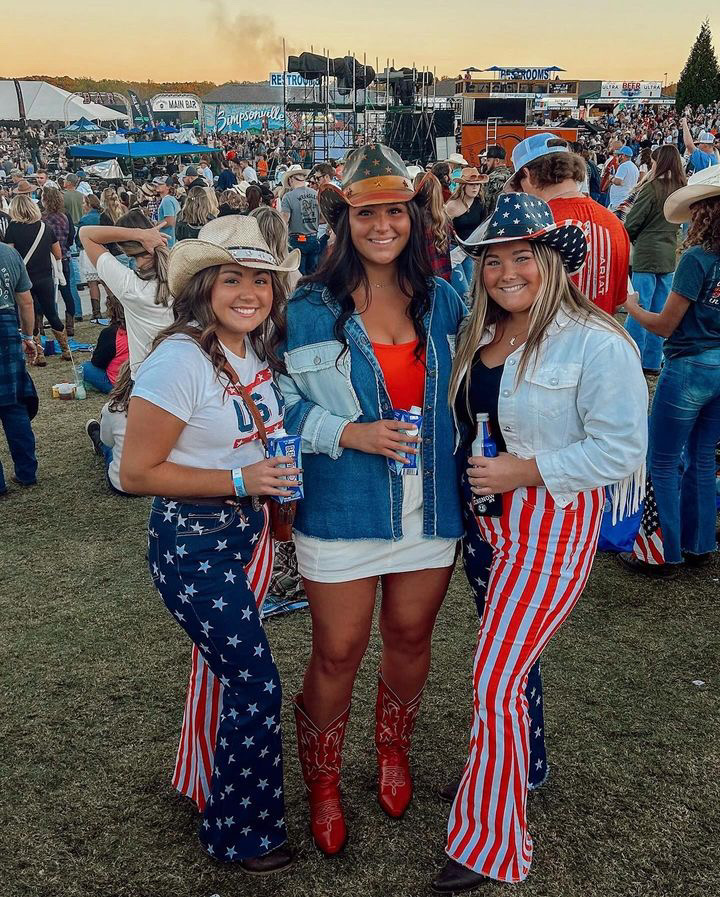 GVLFest's tweet photo. "Is it just me" or do the Greenville Country Music Fest cowgirls look so good 🙌

Lock in your tickets NOW! - https://t.co/HBEULlip6Z https://t.co/Z6Rs3vZskZ