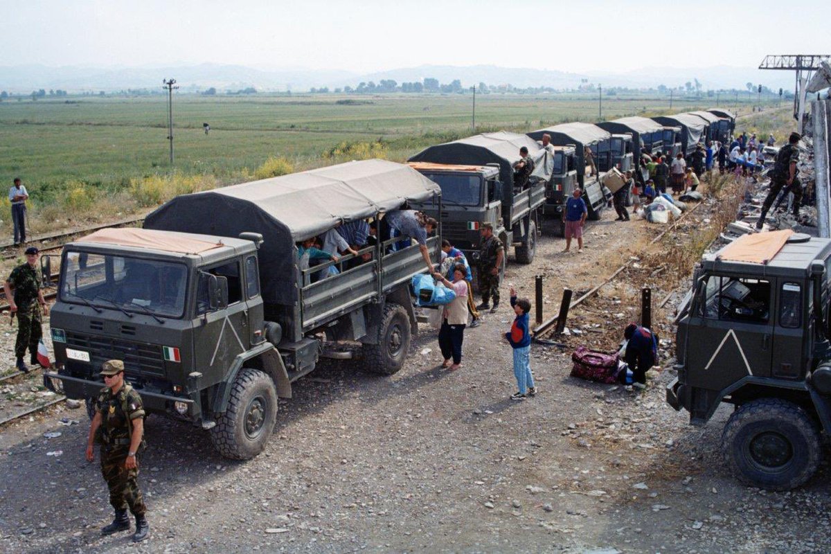 ItalyinKosovo's tweet photo. Yesterday as today: ensuring peace and stability in #Kosovo and the security for its entire population. After 25 years, #Italy continues to stand by Kosovo with the largest national contingent within @NATO_KFOR
 (Ph. 1999) https://t.co/KP4HogAMFI