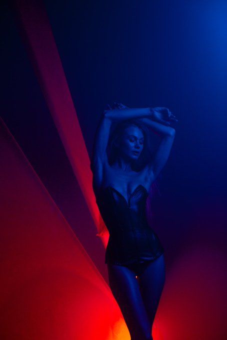 Incredible shooting, I'm delighted 🫠 Do you like it ?😍 https://t.co/40YdQ0xPJw