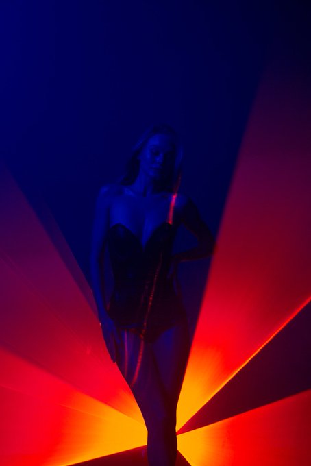 Incredible shooting, I'm delighted 🫠 Do you like it ?😍 https://t.co/40YdQ0xPJw