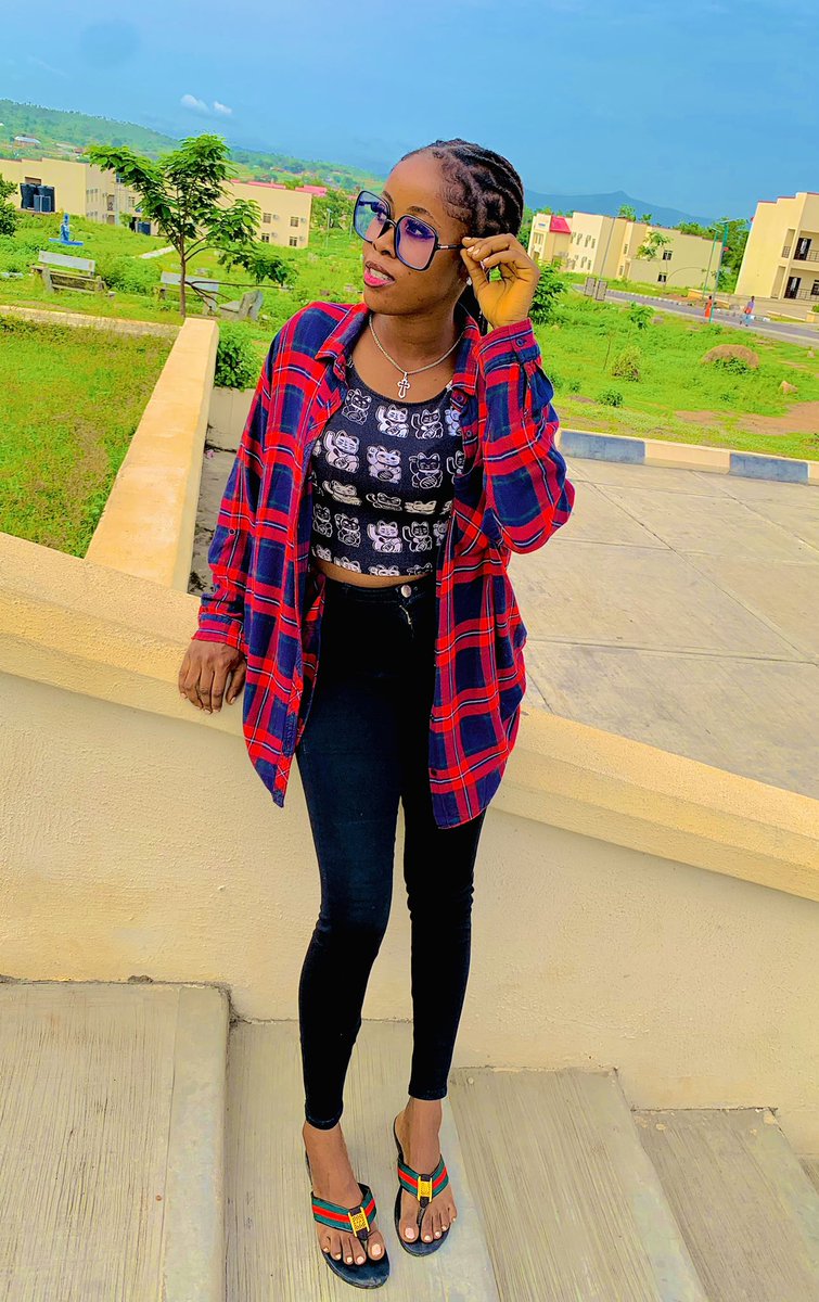 OlajumokeB2's tweet photo. 🤍🕊1Thessalonians 5:18🕊🤍✍🏻
#PresidentBolaAhmedTinubu #LiteSideOfTheCourt #Zlatan #Naira #BrotherBernard #NickiMinaj #Naira https://t.co/y7qy5MMoXe