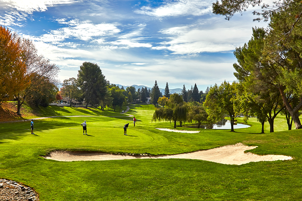 Make this Father's Day one to remember by gifting Dad the ultimate golfing experience with The Troon Card or Troon Gift Card 🏌️‍♂️⛳

Because what's better than gifting Dad the chance to get out there and play?
troon.com