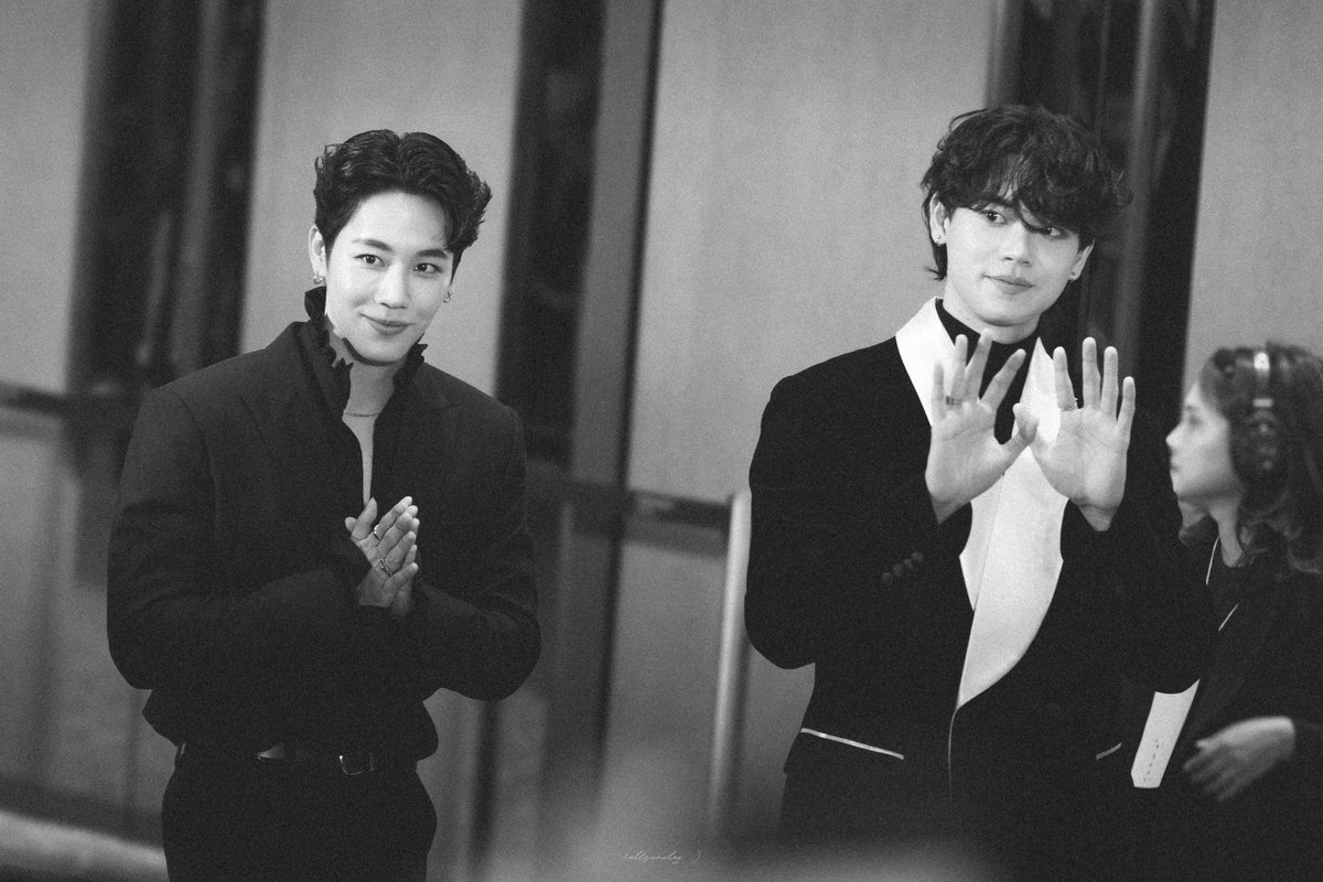 rollsanalog7's tweet photo. 12.06.2024    Partner in Crime 😎🔫

#9EntAwardsxYWPB 
#yinyin_anw ; @yinyin_anw
#warwanarat ; @warwanarat
9EntAwards x YWPB https://t.co/8qF3x2xwFL