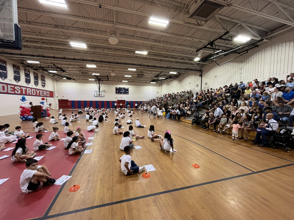 DunellenPS's tweet image. Amazing turnout for @jpfaberschool Proud Awards! Thank you parents for your support! #smalltownvibes