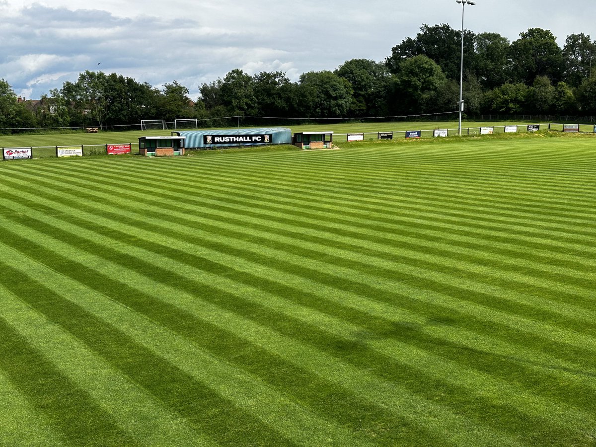 Rusthall FC (@fcrusthall) on Twitter photo Life’s a Pitch… 😏🌱
30 days since over-seeding and fertiliser was applied by <a href="/Agrifactors/">Agrifactors Southern</a> and we’re pleased with the progress 🤌
#RusthallFC 🟢⚪️ Life’s a Pitch… 😏🌱
30 days since over-seeding and fertiliser was applied by <a href="/Agrifactors/">Agrifactors Southern</a> and we’re pleased with the progress 🤌
#RusthallFC 🟢⚪️