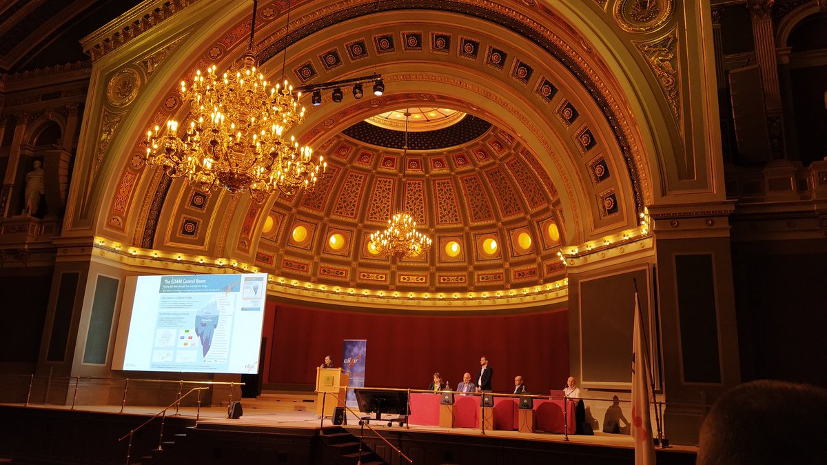 Claire 🇫🇷🇲🇽 @nlitb.bsky.social tweet media