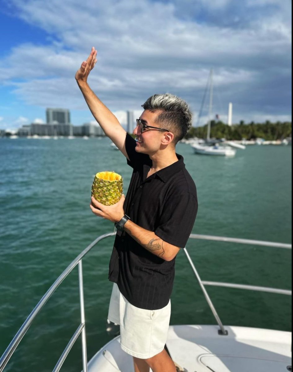 GM fam! 🫡

Almost time to hit Miami again! 🌴🔥

Who’s gonna be there with me?