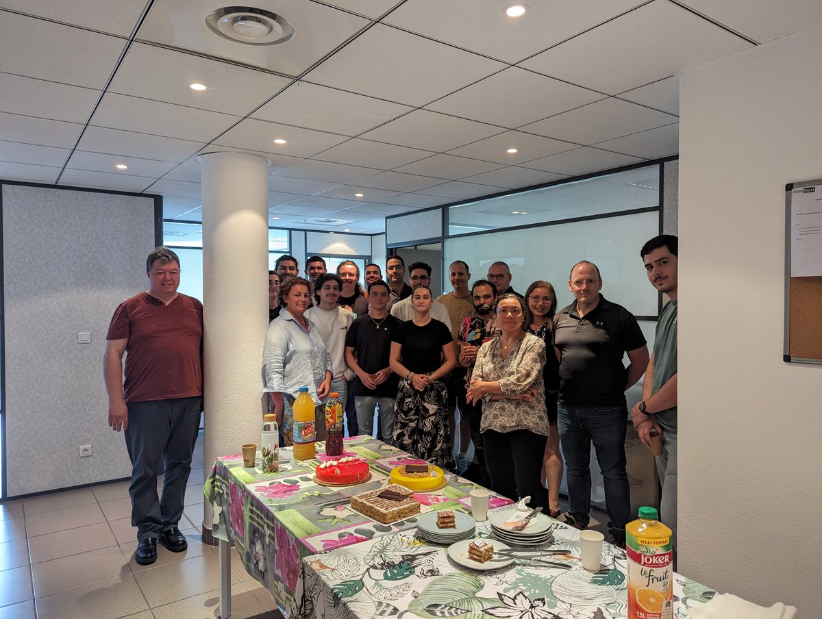 🎉 Il y a 2 ans, une petite dizaine de collaborateurs s'installaient dans nos nouveaux bureaux. Aujourd'hui, nous sommes près de 25 à faire évoluer #AtooNext !🎂
  
Un grand merci à toute notre équipe pour sa bonne humeur, son esprit d'équipe et son implication quotidienne 🚀