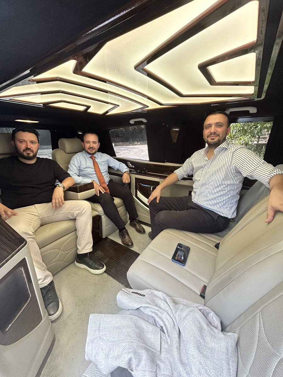 mgayretlichp's tweet photo. Ereğli Belediye Başkanımız Sayın Umut AKPINAR’ı ve İlçe Başkanımız Sayın Nejat TÜRKTAŞ’ı  ziyaret ettik, gelecek dönemle ilgili kıymetli değerlendirmelerde bulunduk ..

@umutakpinar.eregli  @nejatturktas https://t.co/A2Frei7aHv