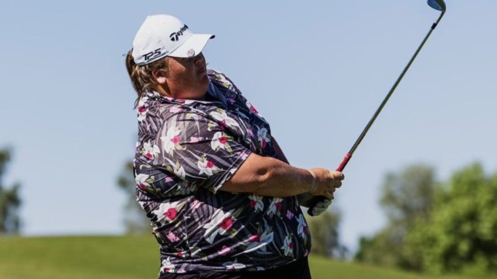 golfweek's tweet image. Once-bullied Haley Moore, one of golf's most inspiring players, steps away from tour life golfweek.usatoday.com/2024/06/12/ins…