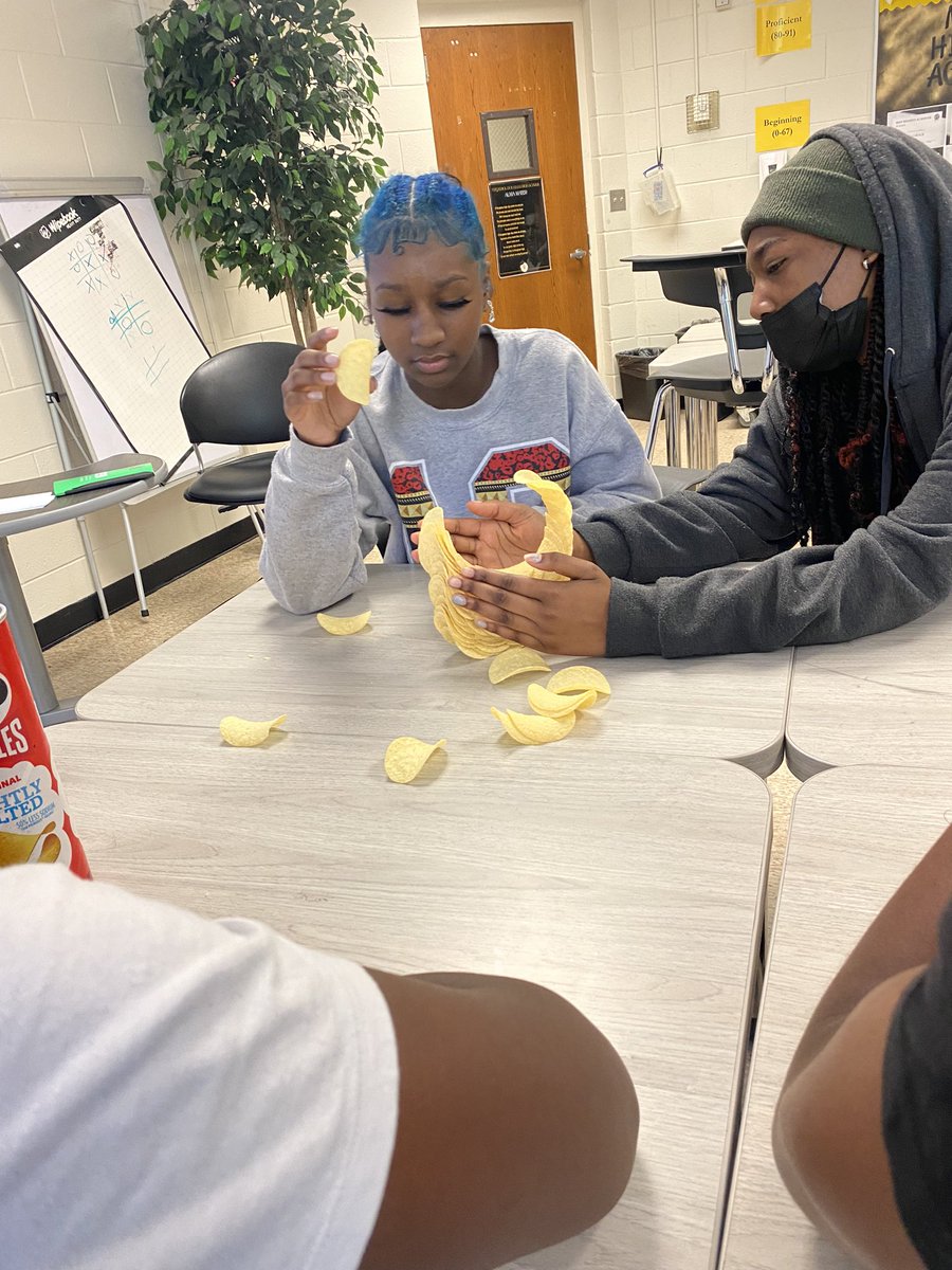 Ms.Wallace tweet media