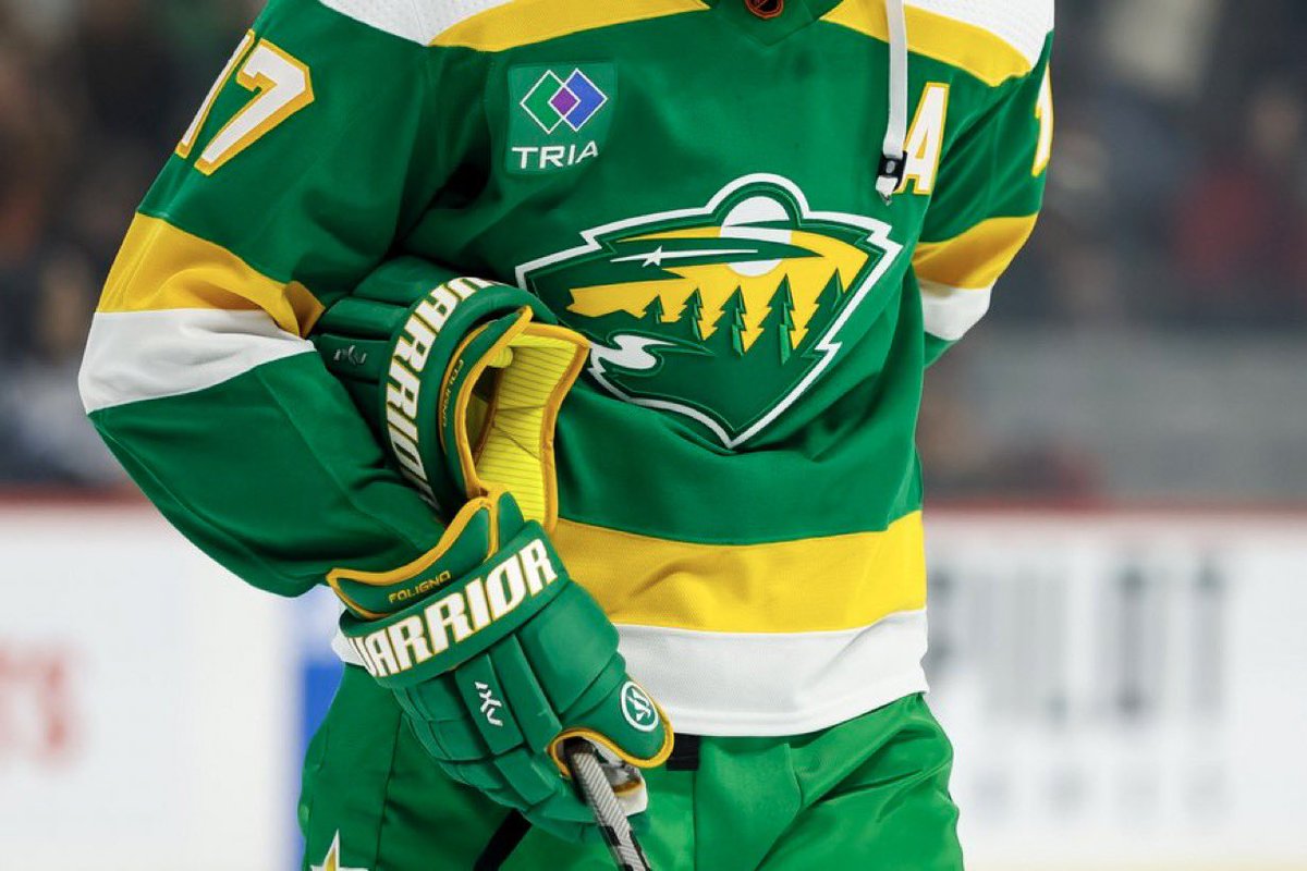 I like the change of colors in Minnesota. Please change the logo. Flush it down the toilet and start over. It's never been good.