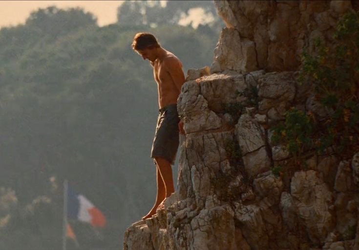 Desperately need a Monte Carlo summer ✺