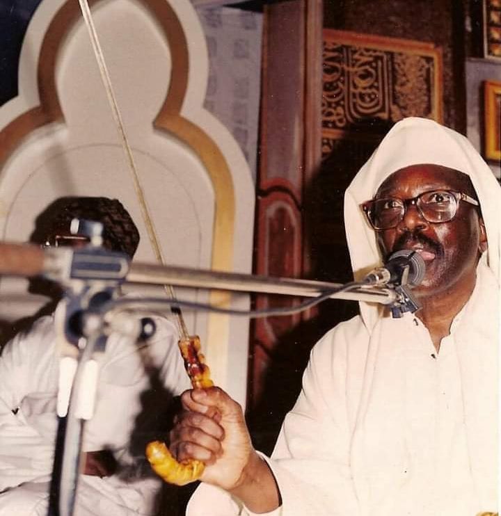 MustafaSarr3's tweet photo. ''Nitt dinala romb sa Xol dioukk gua dionkone Di déglou foumouy trokhé ba fangua dionkone yaw gua farr  fa trokh'' https://t.co/0Xiqavcazd