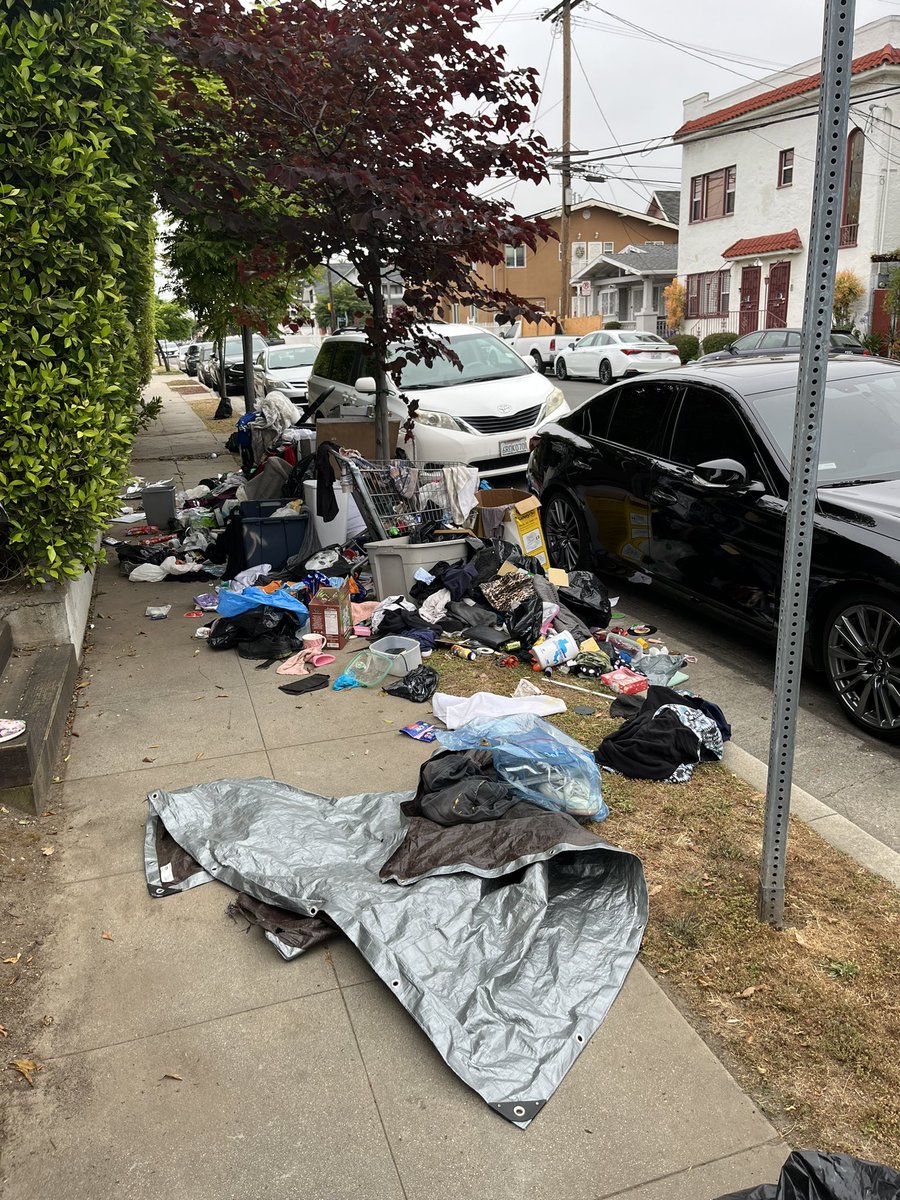 JonBlau's tweet photo. @CW_HeatherHutt we appreciate your efforts to deal with the unhoused, but moving people from the freeway wall means they bring their “belongings” deeper into the neighborhood. People near corner of 4th &amp; 21st are upset. I’ve lived here 19 years, this is my home. Pls help us! Now! https://t.co/dFnWXAYLtL